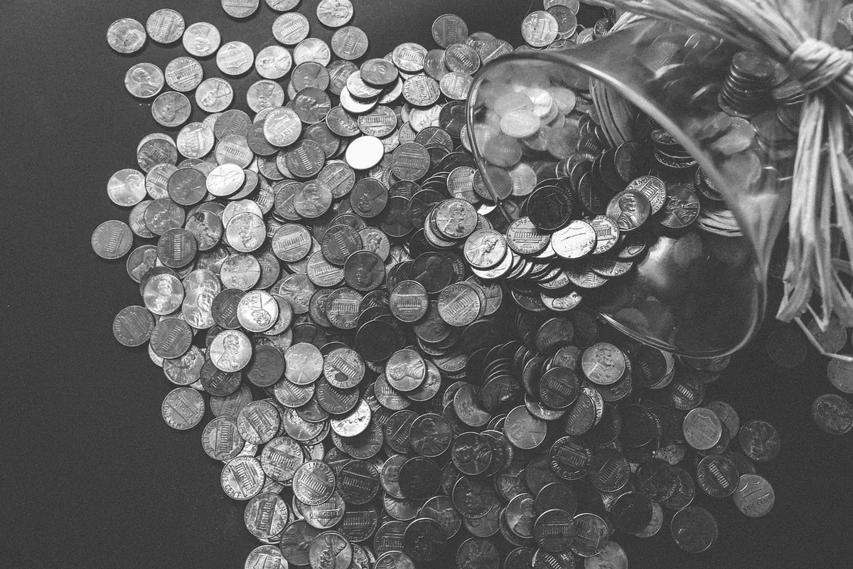 Emergency Fund Checklist: How Much to Save and Where to Keep It